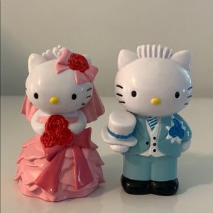 4” Hello Kitty and Dear Daniel Sanrio Decor